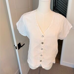 Women's White Button-Up Top